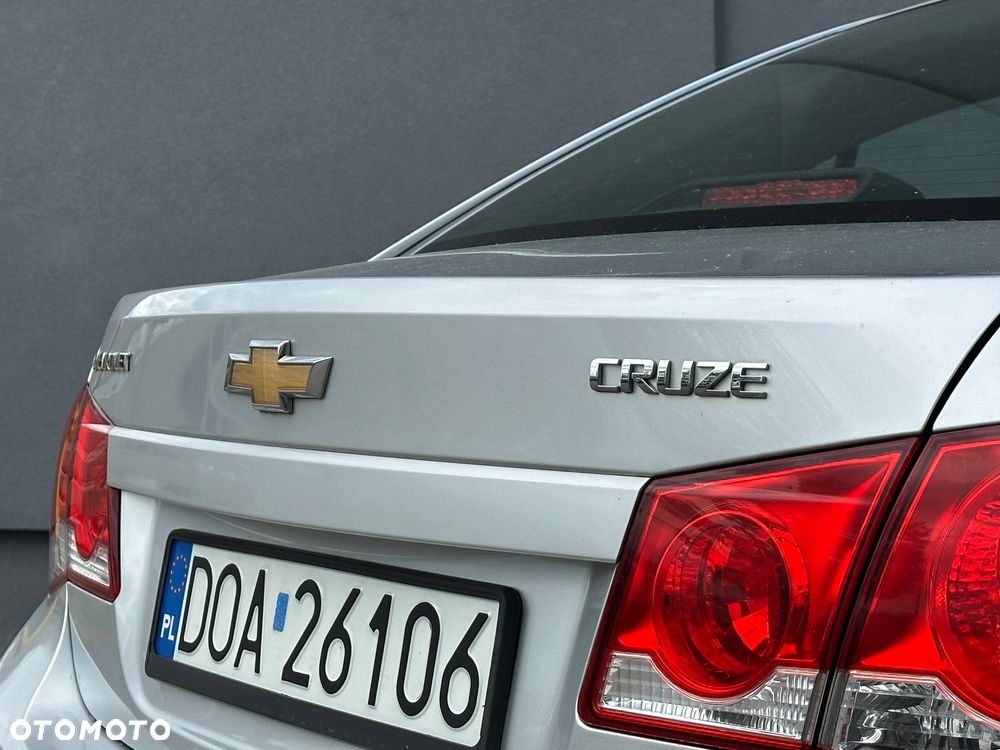 Chevrolet Cruze 1.6 LT+ - 20