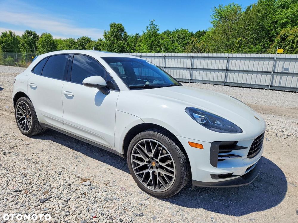 Porsche Macan - 4
