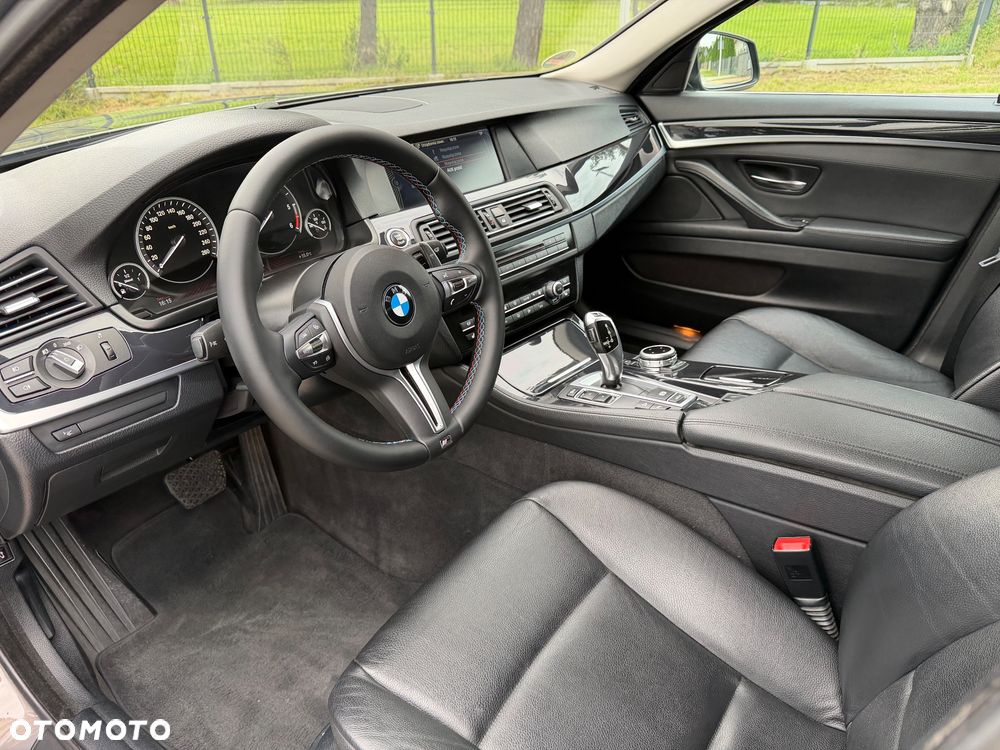 BMW Seria 5 525d xDrive - 7