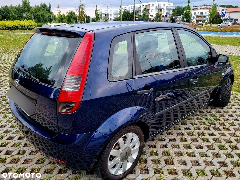 Ford Fiesta 1.6 Trend - 5