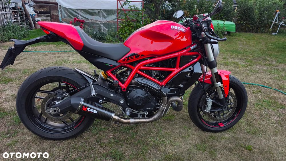 Ducati Monster - 1