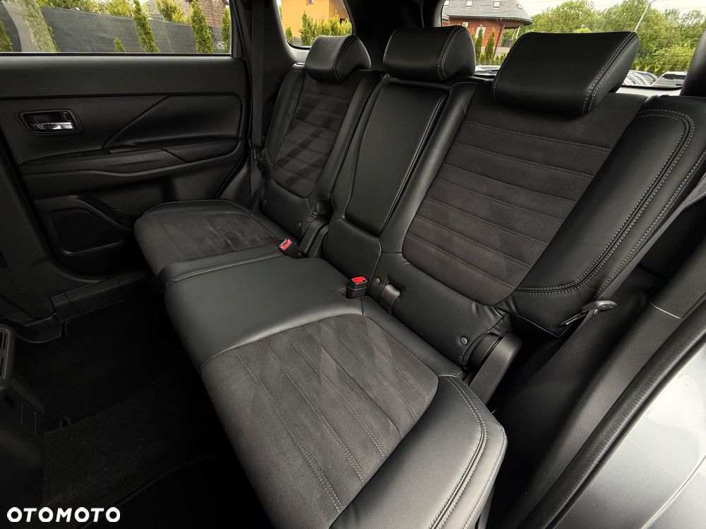 Mitsubishi Outlander 2.0 4WD CVT Active+ - 33