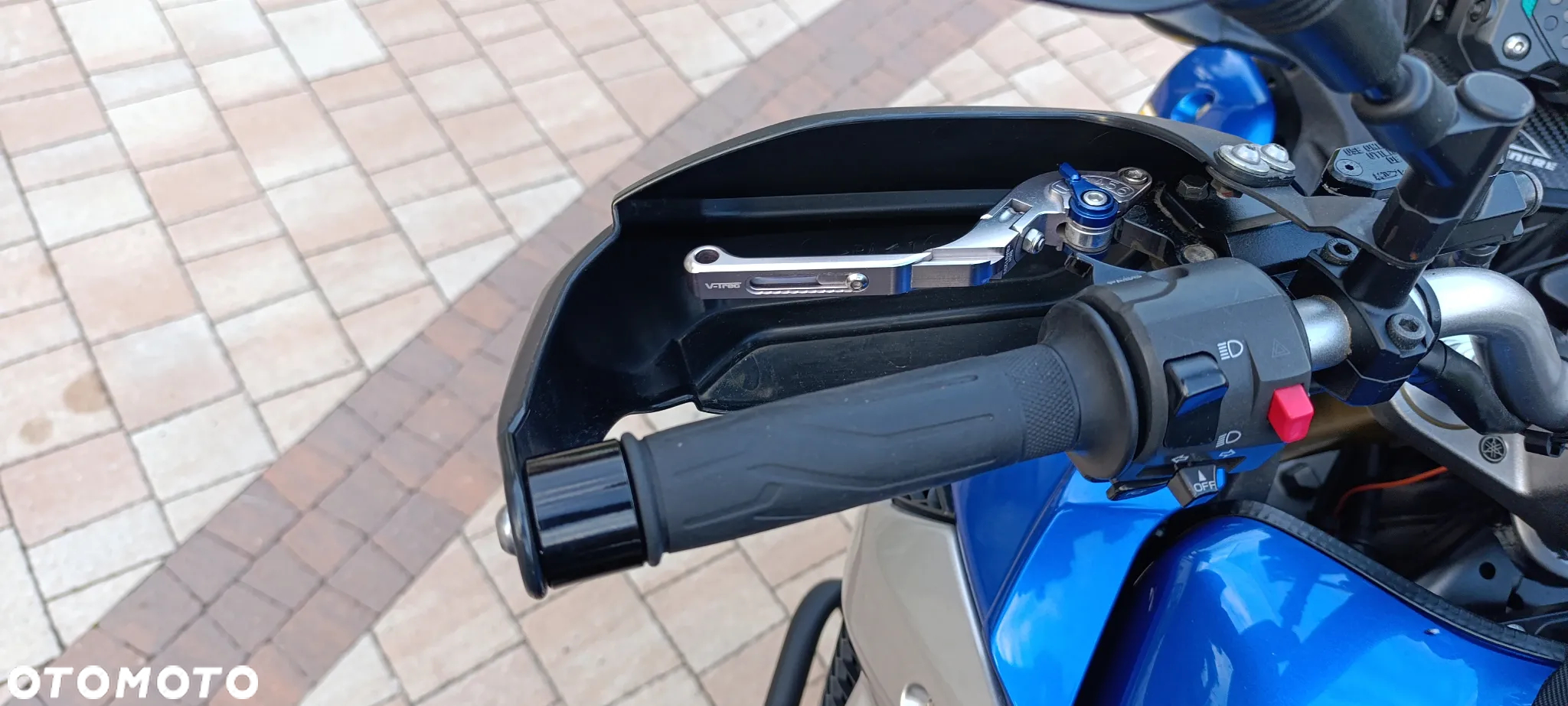 Yamaha Super Tenere - 13