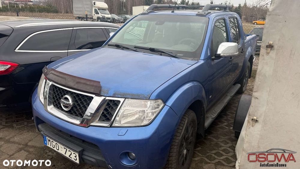 Nissan Navara 3.0 D V6 - 4