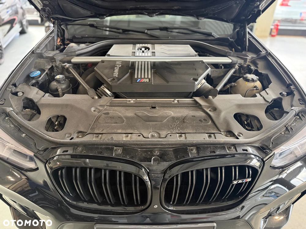 BMW X4 xDrive M - 24
