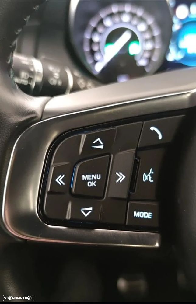 Jaguar E-Pace 2.0 i4D R-Dynamic SE - 17