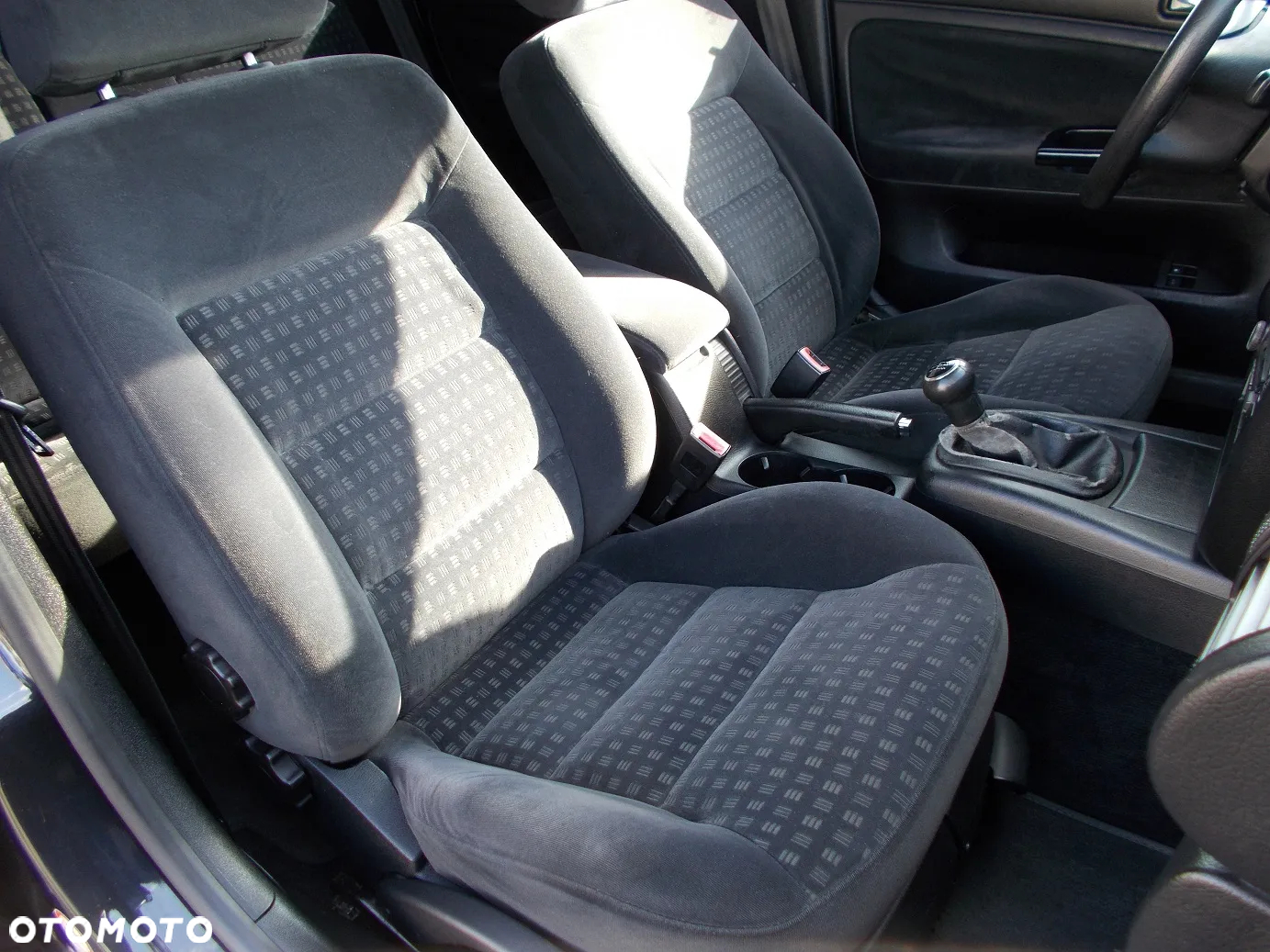 Volkswagen Passat Variant 1.6 Comfortline - 14