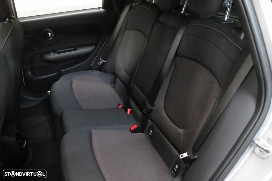 MINI Clubman Cooper Premium Essential Auto - 20