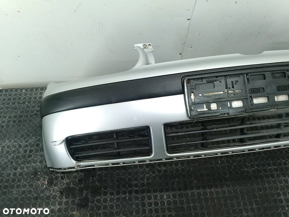 ZDERZAK PRZÓD VW GOLF IV LA7W - 12