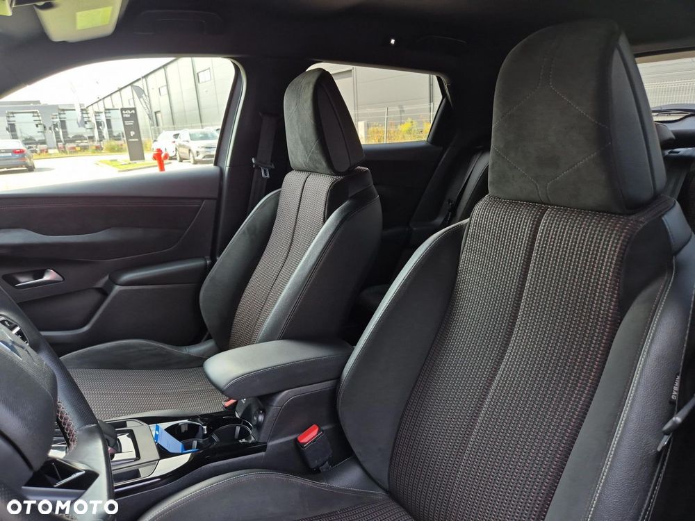DS Automobiles DS 3 Crossback - 12