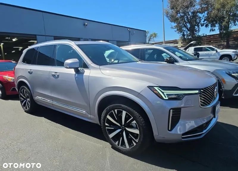 Volvo XC 90 - 1