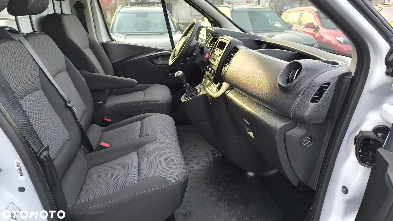 Renault Trafic - 14