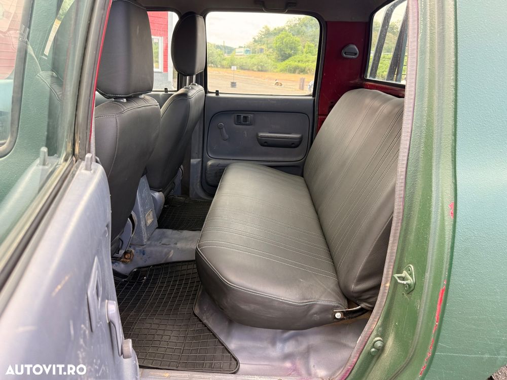 Toyota Hilux - 8