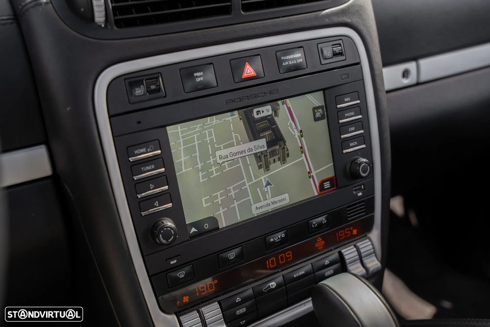 Porsche Cayenne Turbo - 22