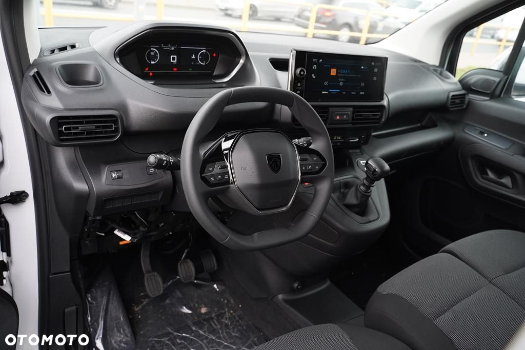 Peugeot Partner Van - 10