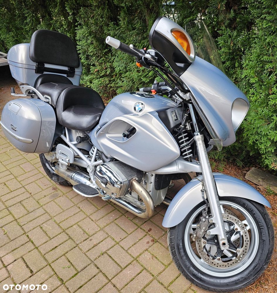 BMW R - 1