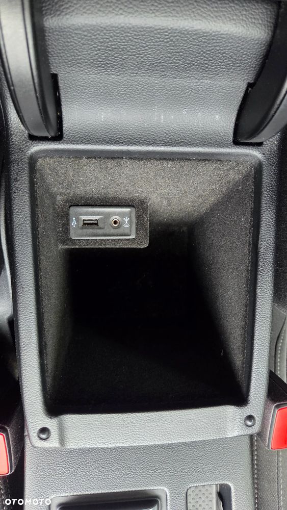 Volkswagen Passat - 14