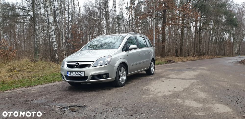 Opel Zafira 1.8 Enjoy - 1