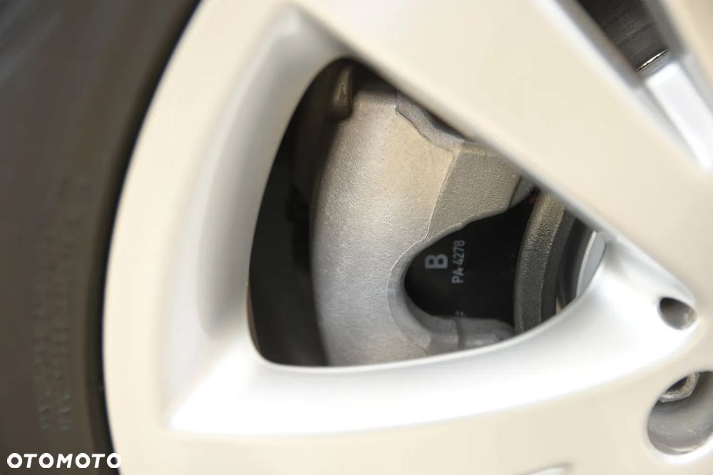 Mercedes-Benz Klasa C 180 T Kompressor Avantgarde - 20