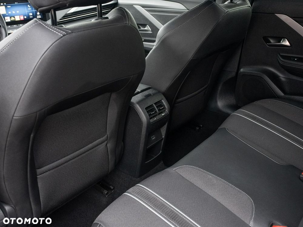 Opel Astra 1.5 CDTI GS S&S - 24