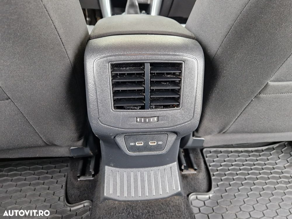 Volkswagen T-Roc 1.0 TSI Design - 25