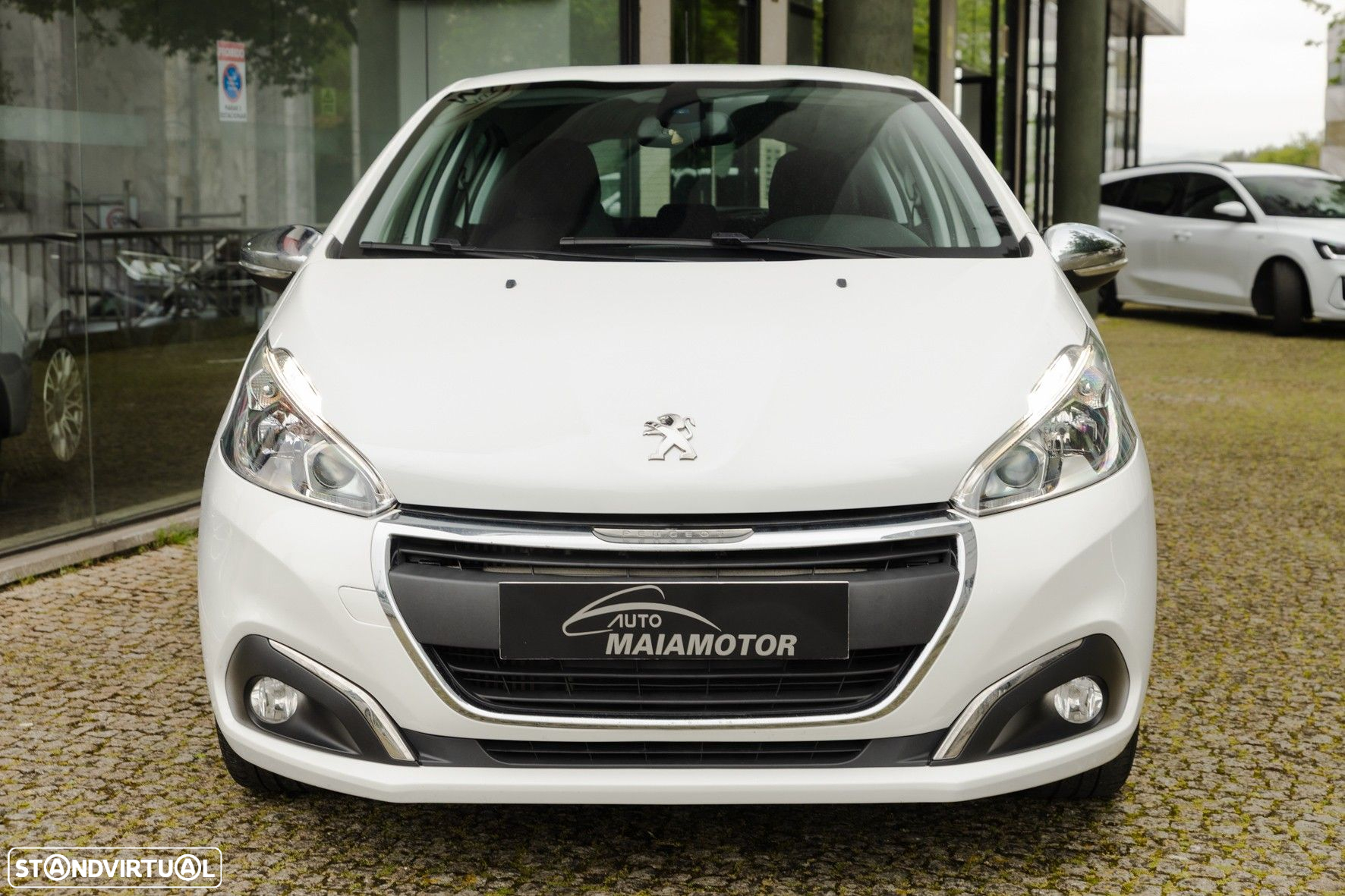 Peugeot 208 1.2 PureTech Allure - 4
