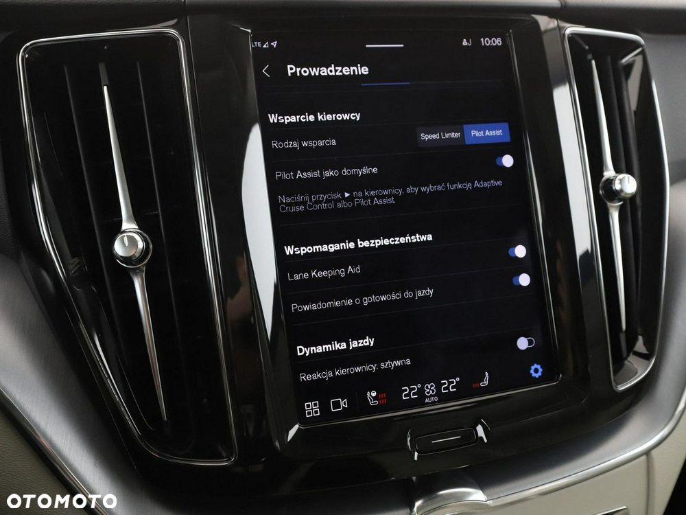 Volvo XC 60 T6 Plug-In Hybrid AWD Inscription Expression - 26