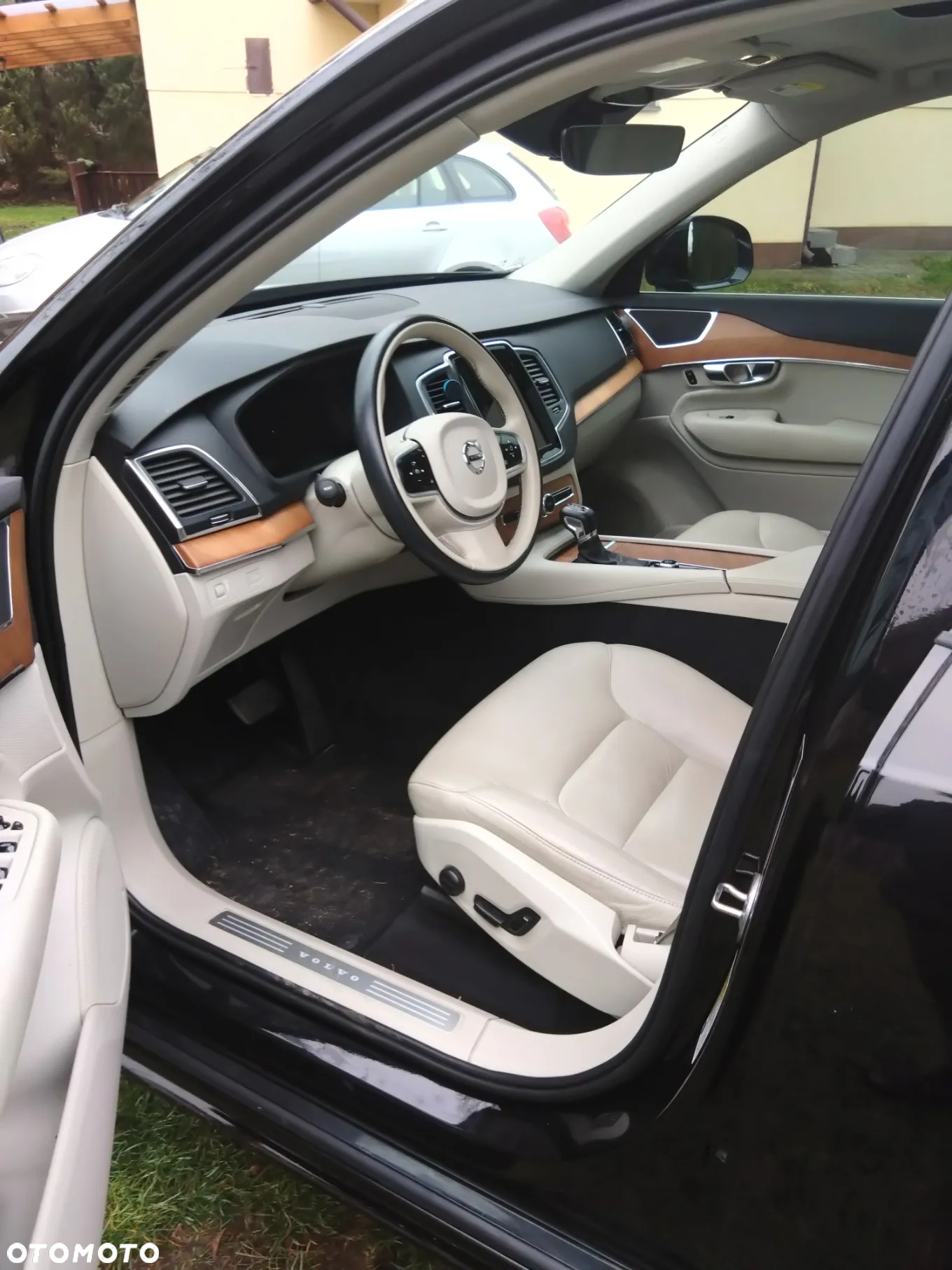 Volvo XC 90 - 5