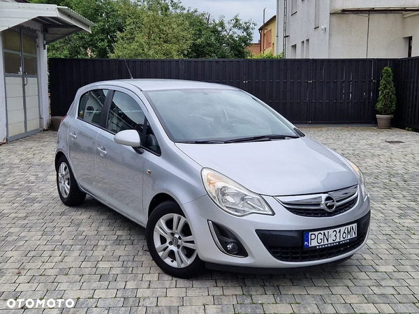 Opel Corsa 1.2 16V Edition 150