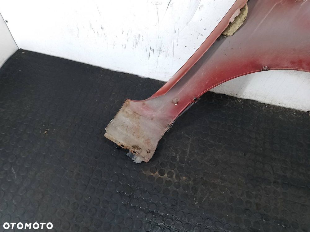 BŁOTNIK LEWY PRZÓD KIA PRO CEE'D LAK:04 - 8