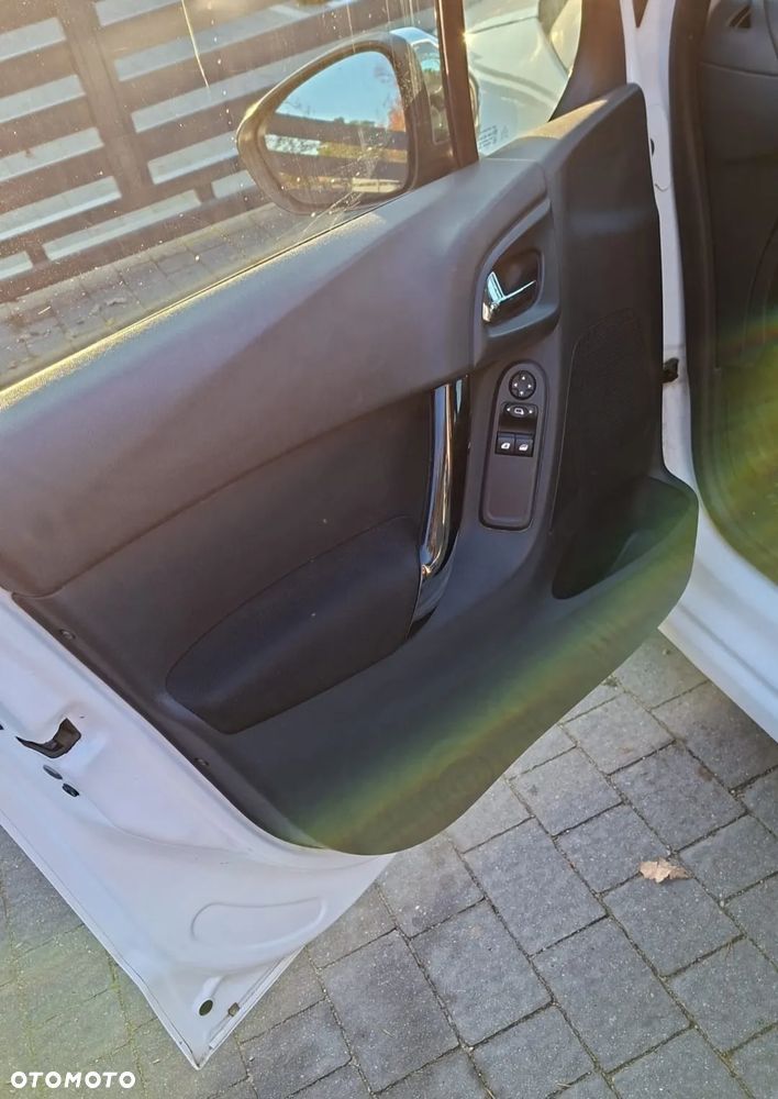 Citroën C3 e-HDi 70 EGS Tendance - 8