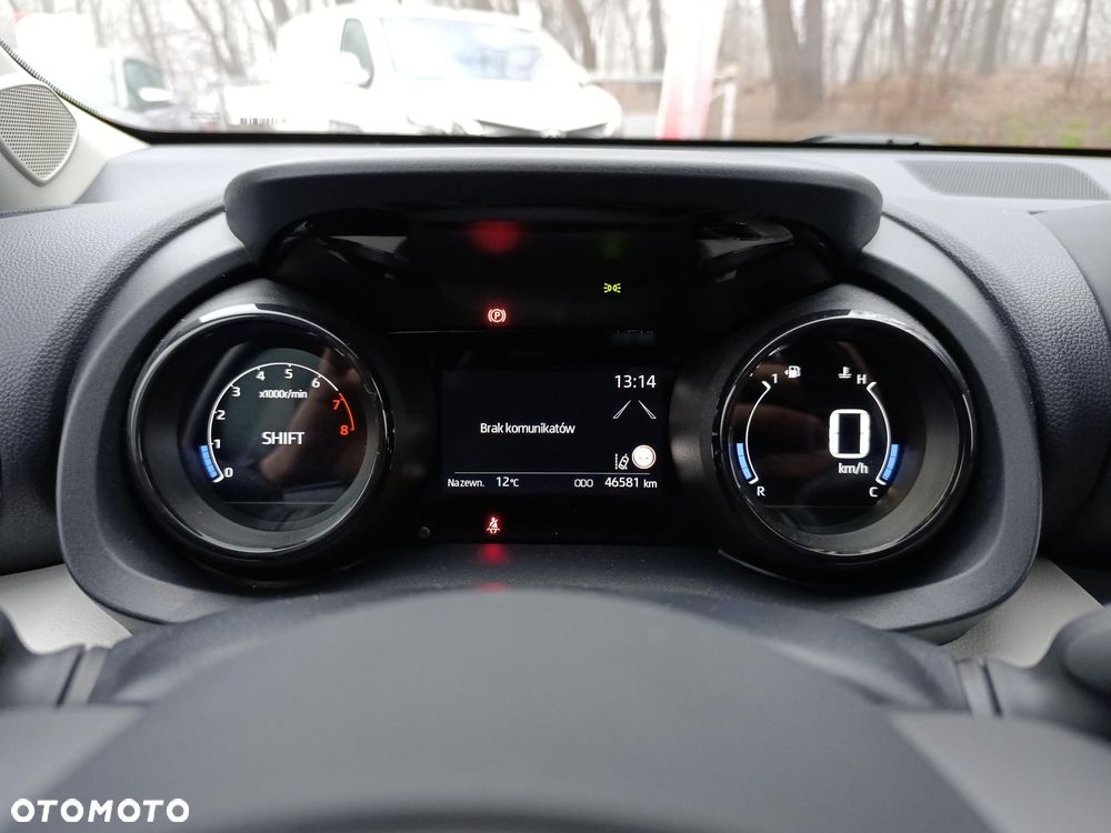 Toyota Yaris 1.5 Executive - 13