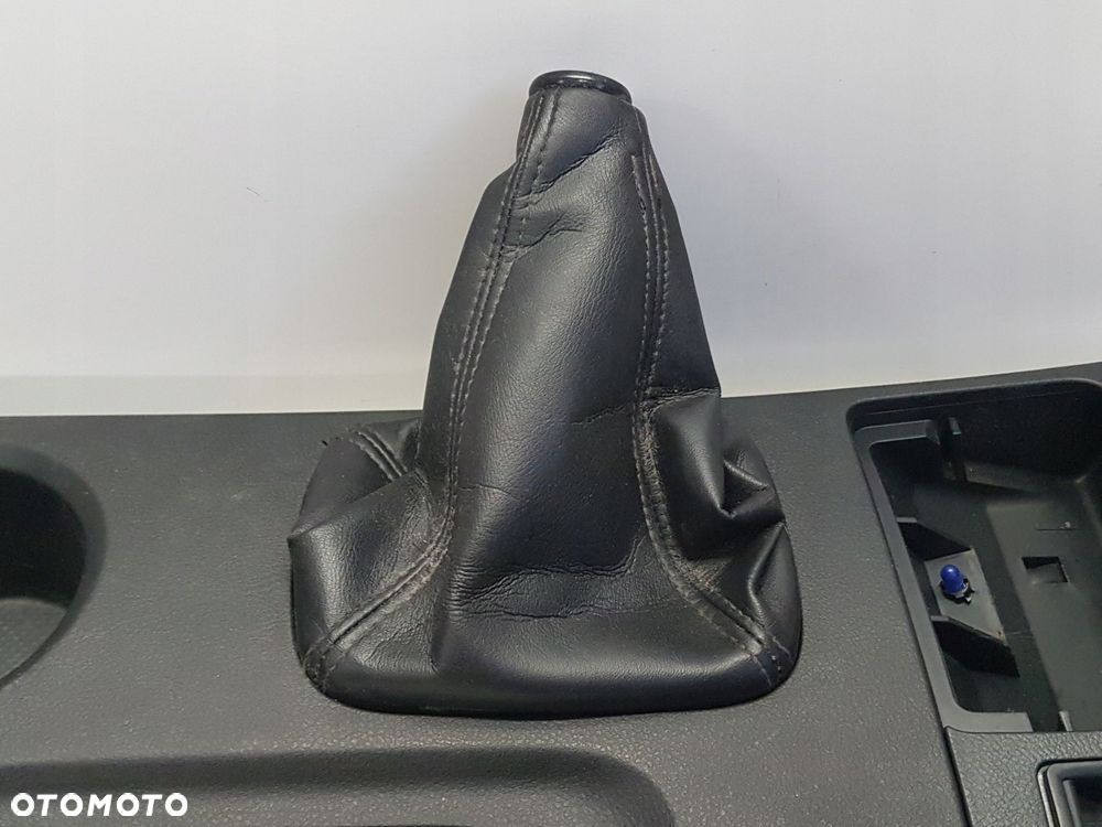 MITSUBISHI OUTLANDER I 03- MIESZEK TUNEL ŚRODKOWY - 3