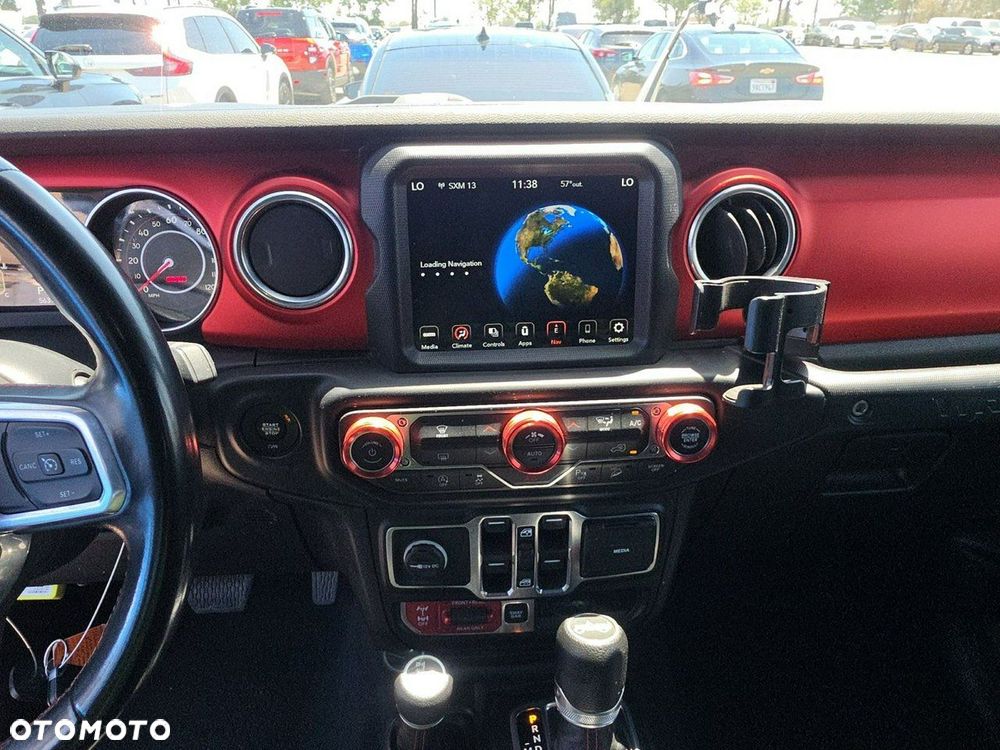 Jeep Wrangler - 10