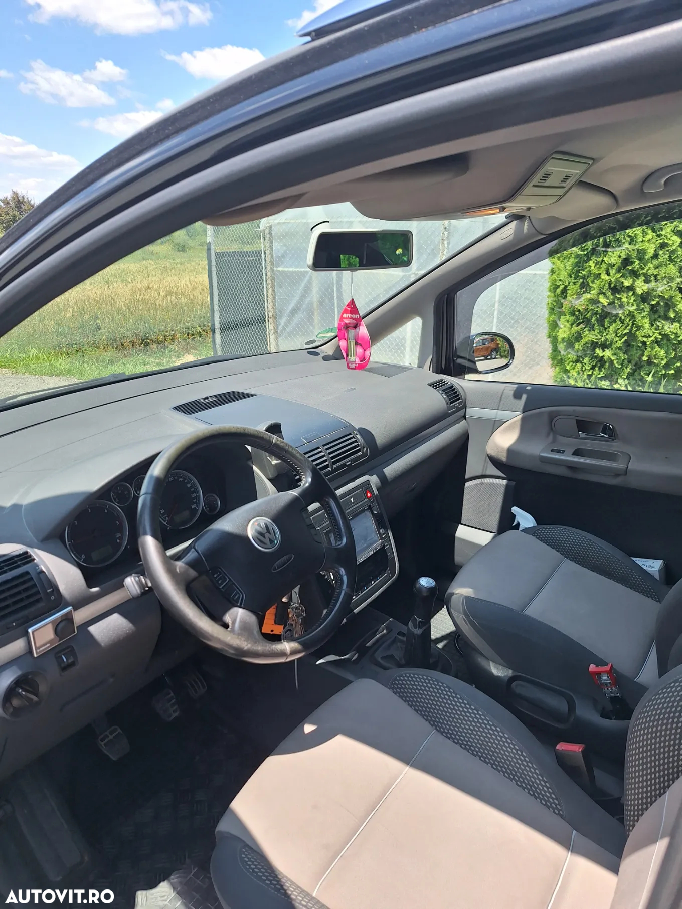 Volkswagen Sharan 2.0 TDI DPF Exclusive Edition - 6