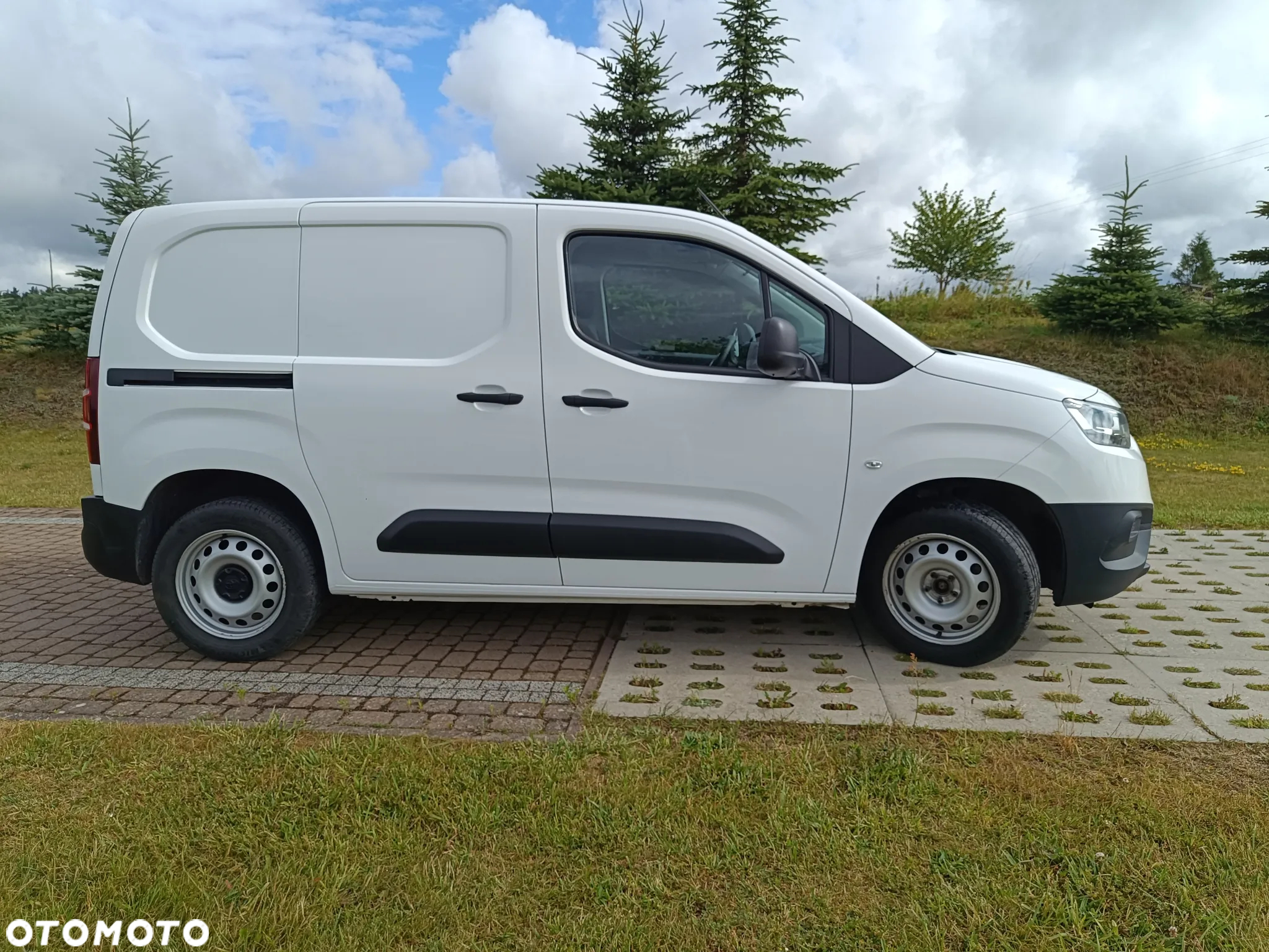 Toyota ProAce Kombi 1.5 D-4D Compact 2,6t - 16