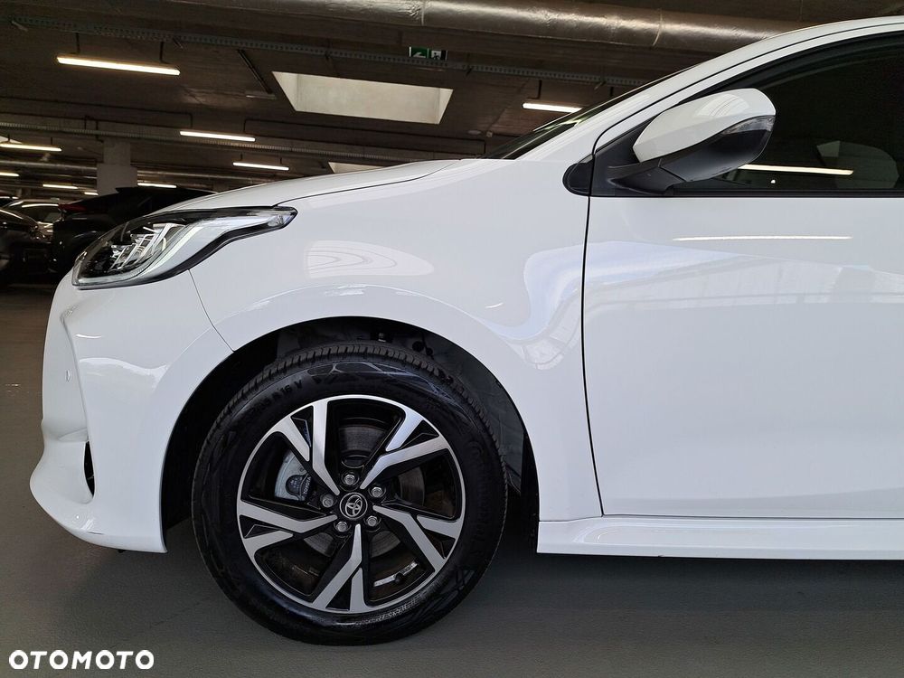 Toyota Yaris Hybrid 1.5 Style - 37