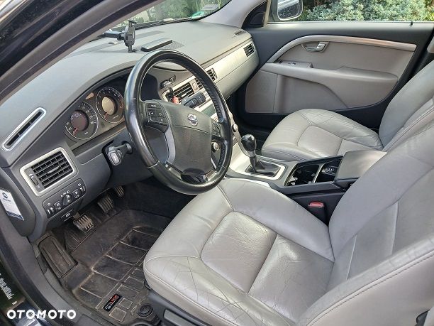 Volvo S80 2.0 Momentum - 9