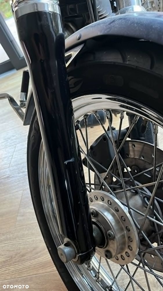 Harley-Davidson Dyna Street Bob - 7