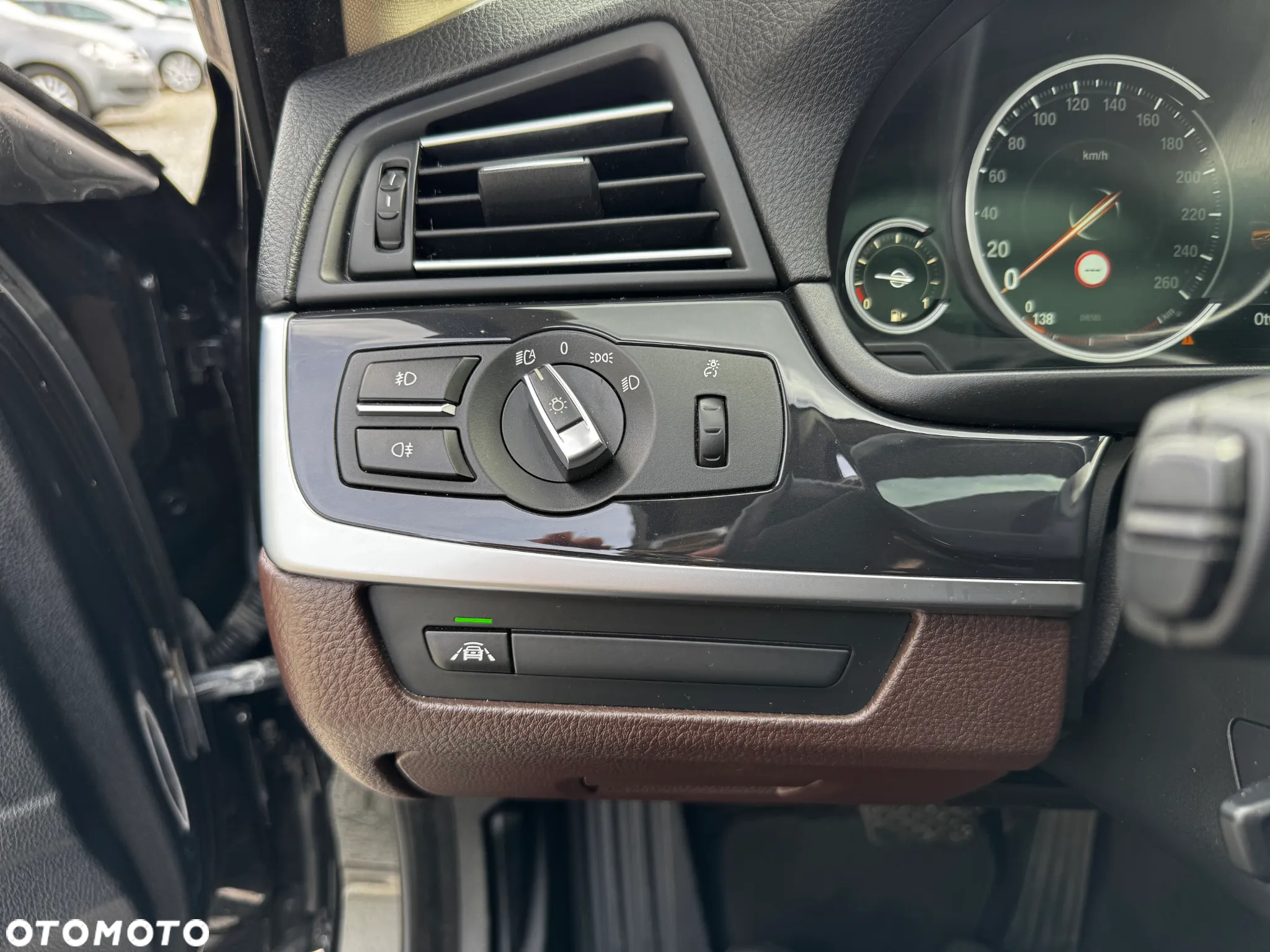 BMW Seria 5 525d Touring Luxury Line - 25