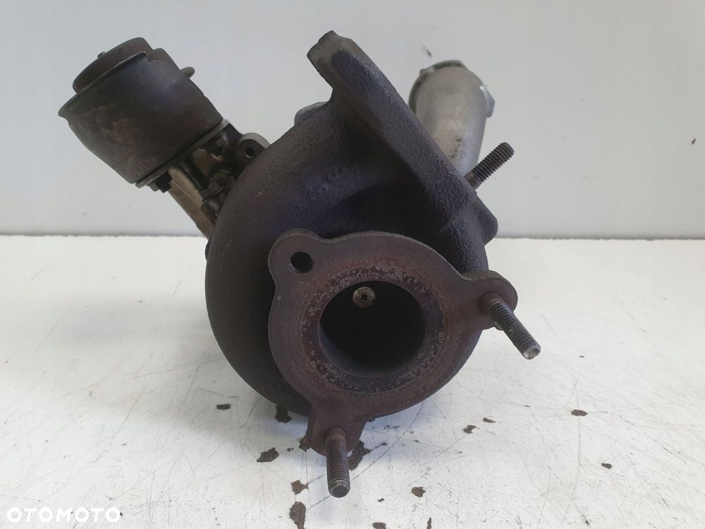 TURBOSPRĘŻARKA Volvo S40 V40 1.9 D _ turbo 8200369581 - 6