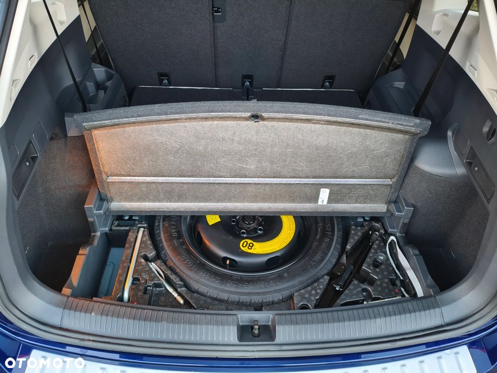Volkswagen Tiguan Allspace - 38