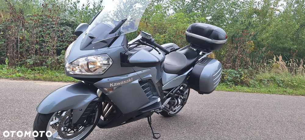 Kawasaki GTR - 2