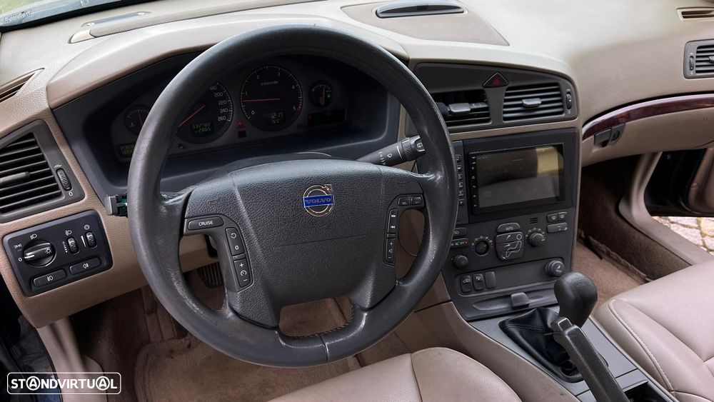 Volvo V70 2.4 D5 - 7