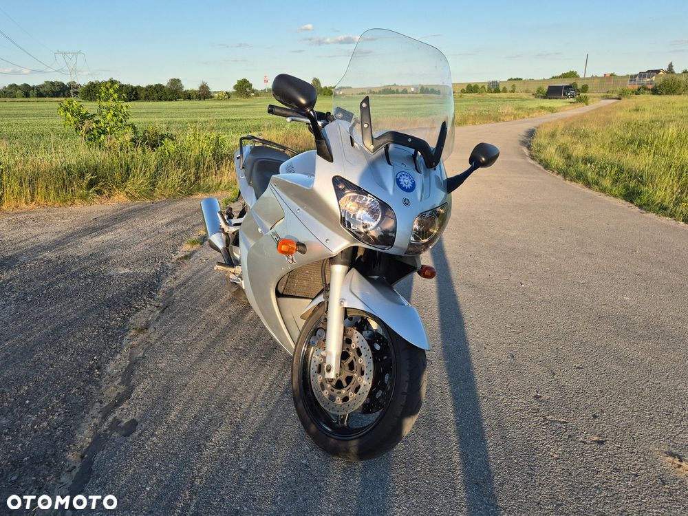 Yamaha FJR - 8