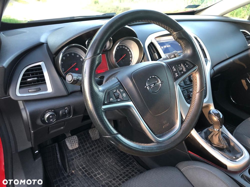 Opel Astra 1.4 T Enjoy - 7