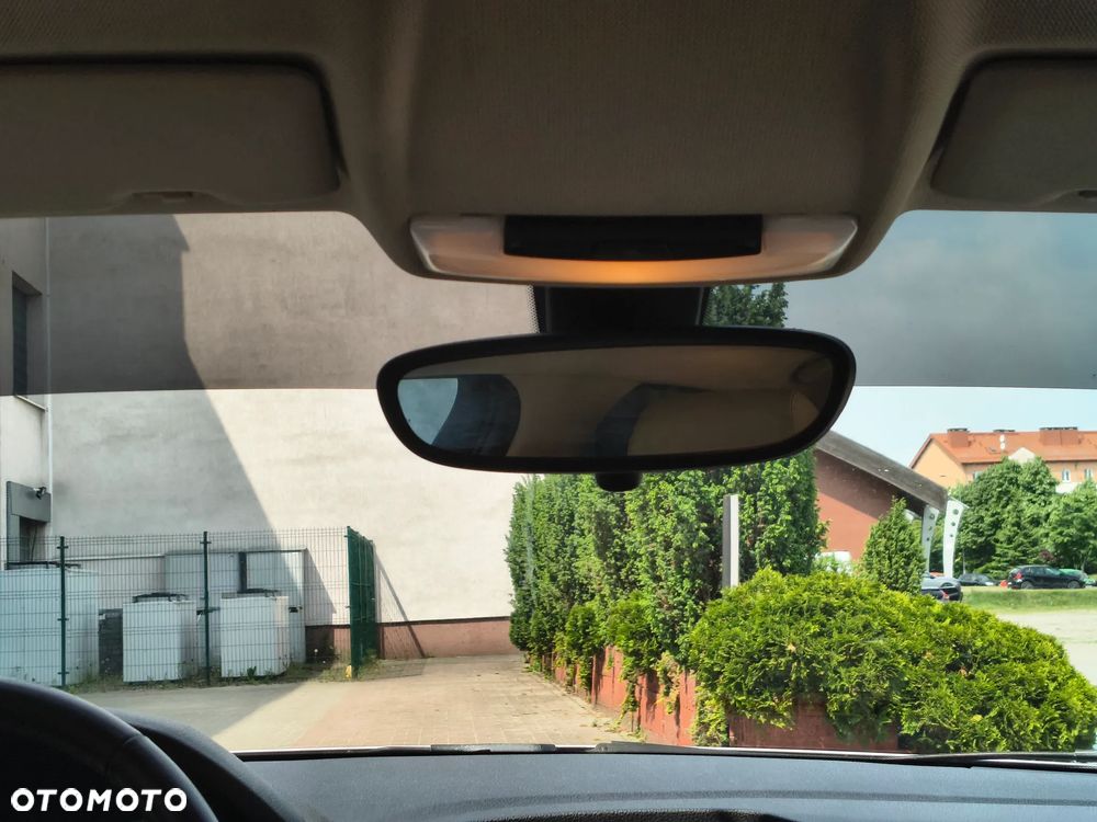 BMW Seria 1 - 20