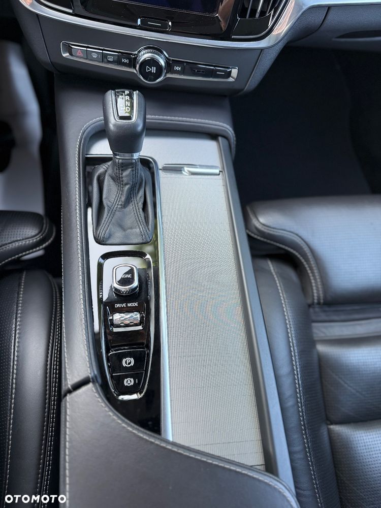 Volvo V90 D4 Geartronic Inscription - 19