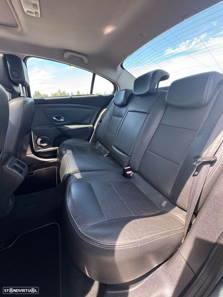 Renault Fluence 1.5 dCi Exclusive - 15
