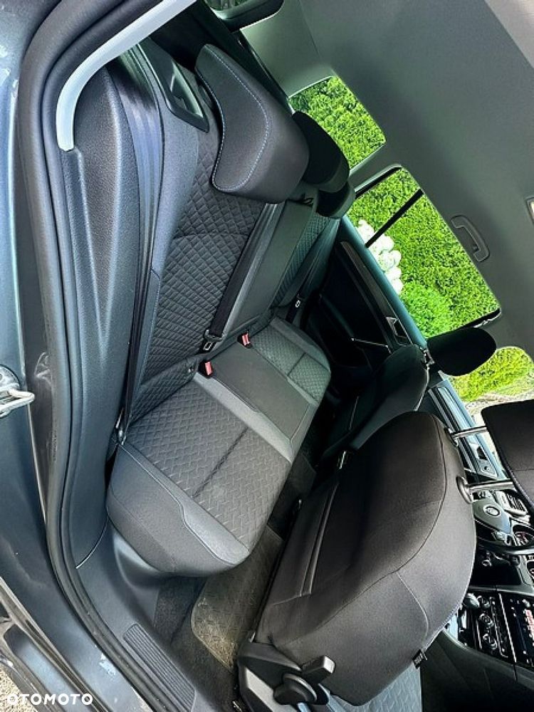 Volkswagen Golf Variant 2.0 TDI SCR DSG Join - 13